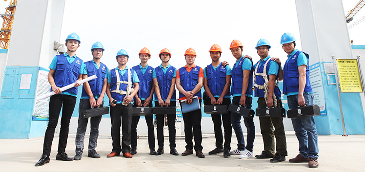 ����ʩ���F(tu��n)�(du��)<i>CONSTRUCTION TEAM</i>